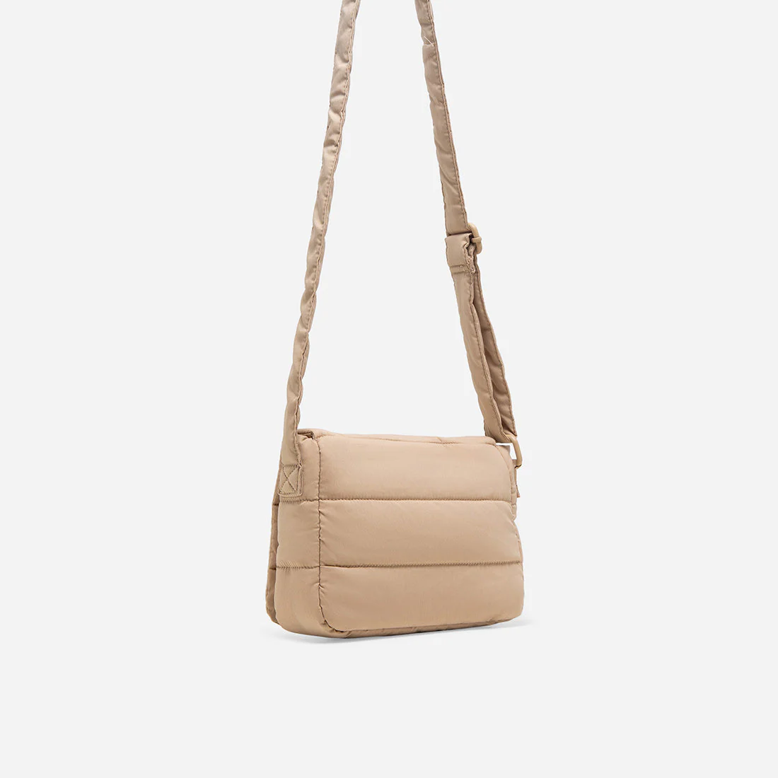 Quezon Messenger Bag - Image 11