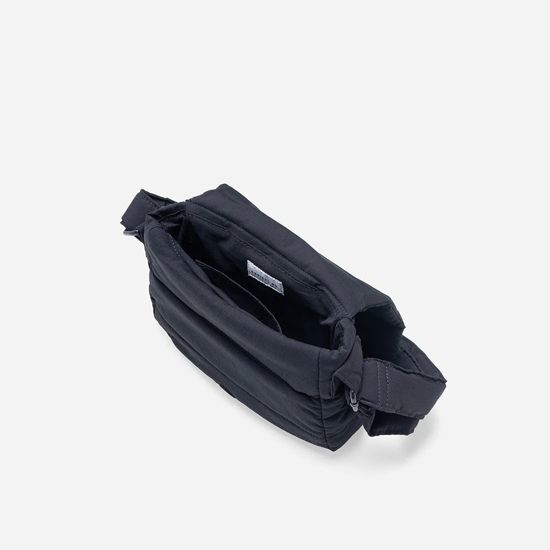 Quezon Messenger Bag - Image 5