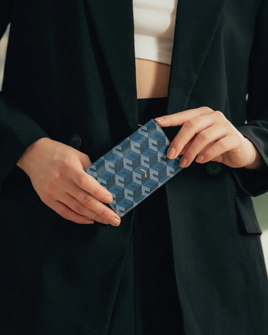 Rossi Bifold Cardholder - Image 16