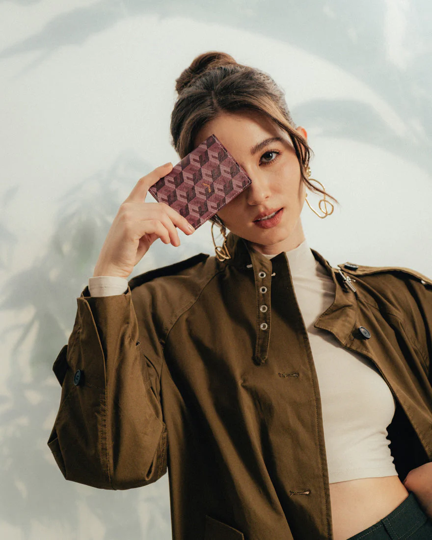 Rossi Bifold Cardholder - Image 23