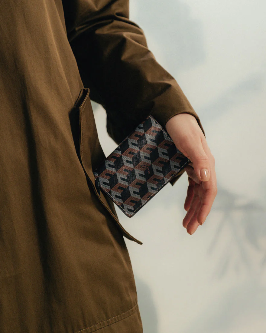 Rossi Bifold Cardholder - Image 38