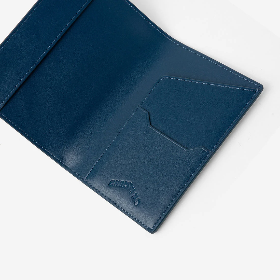Rossi Passport Holder - Image 18